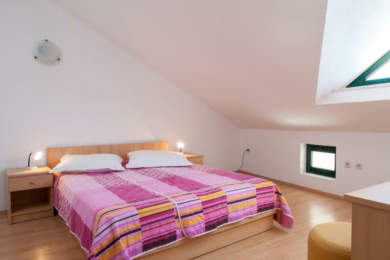 Penthouse Lejlighed Podgora Eksteriør billede